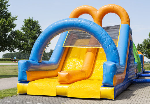 Order an obstacle course in cheerful colors in a length of 27 meters for kids. Buy inflatable obstacle courses online now at JB Inflatables UK
