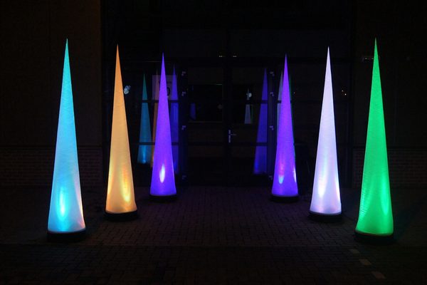 Order light pillars in the shape of a 2.5m cone online at JB Inflatables UK. Available in standard versions and in every conceivable shape and colour