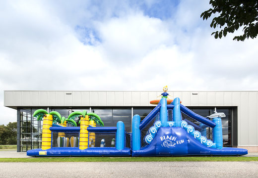 Buy an inflatable unique 17 meter wide surf-themed obstacle course with 7 game elements and colorful objects for children. Order inflatable obstacle courses now online at JB Inflatables UK