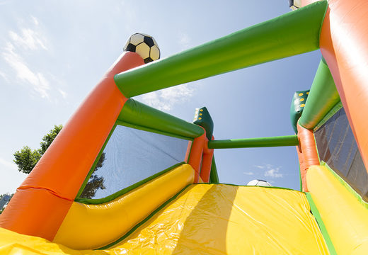 Football run 17m obstacle course with 7 game elements and buy colorful objects for kids. Order inflatable obstacle courses now online at JB Inflatables UK