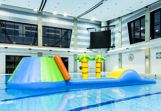 Vulcano run 9m opblaasbare stormbaan voor zowel jong als oud kopen. Bestel opblaasbare stormbanen nu online bij JB Inflatables Nederland