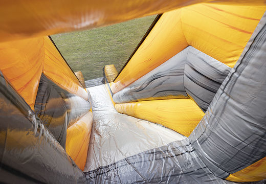 Base Jump Pro Slide inflatable of 4 and 6 meters high and with an extra thick fall mat for both young and old. Buy inflatable attraction now online at JB Inflatables UK