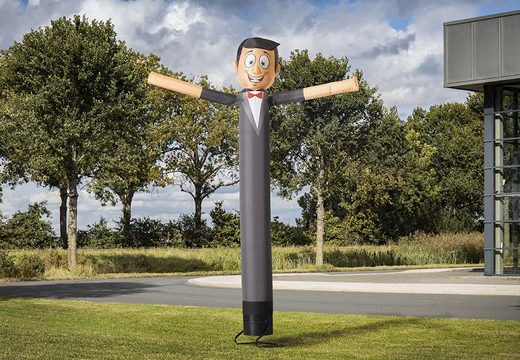 At JB Inflatables UK you buy the skydancer wedding couple of 4 m high. Buy inflatable tubes in standard colors and sizes directly online