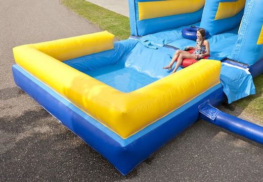 Koop een opblaasbaar springkussen multiplay met obstakels en waterbad voor kinderen bij JB Inflatables