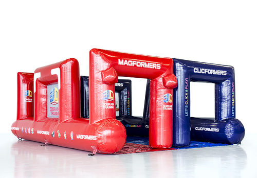 Koop maatwerk rood blauwe Magformers voetbalboarding voor diverse evenementen. Bestel een voetbalboarding nu online bij JB Promotions Nederland